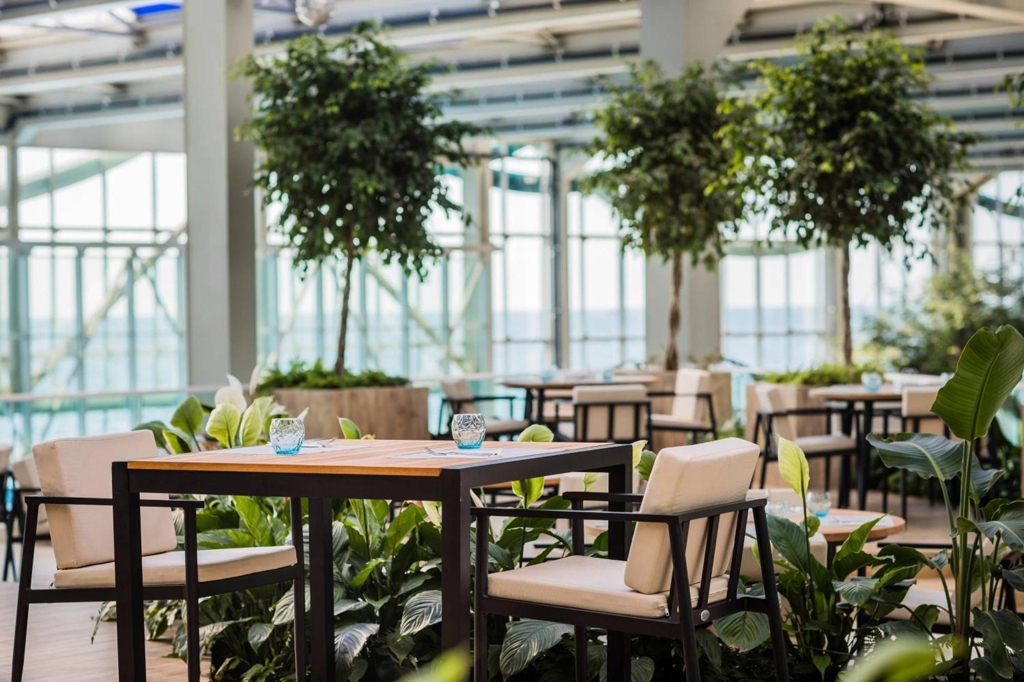 Paragraph Resort & Spa Shekvetili, Autograph Collection Exterior foto The interior of the Sky Garden