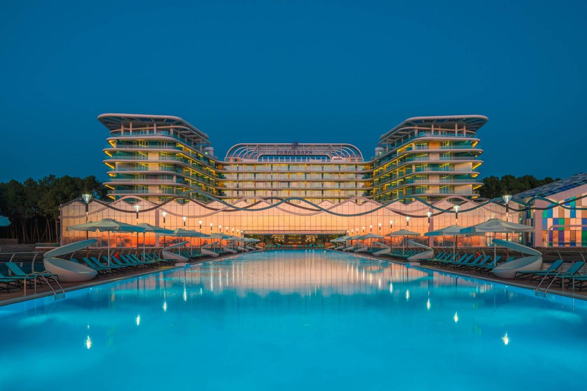 Paragraph Resort & Spa Shekvetili, Autograph Collection Exterior foto The hotel at night